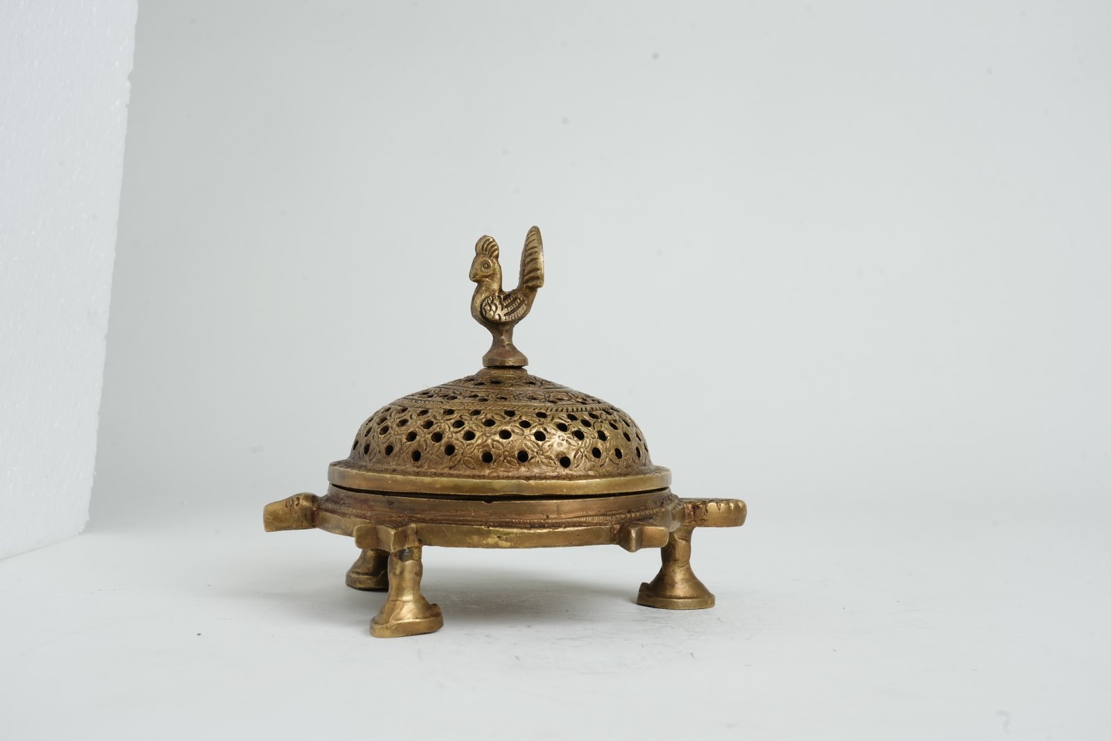 Charcoal Dhoop Burner with Decorative Lid - View 6
