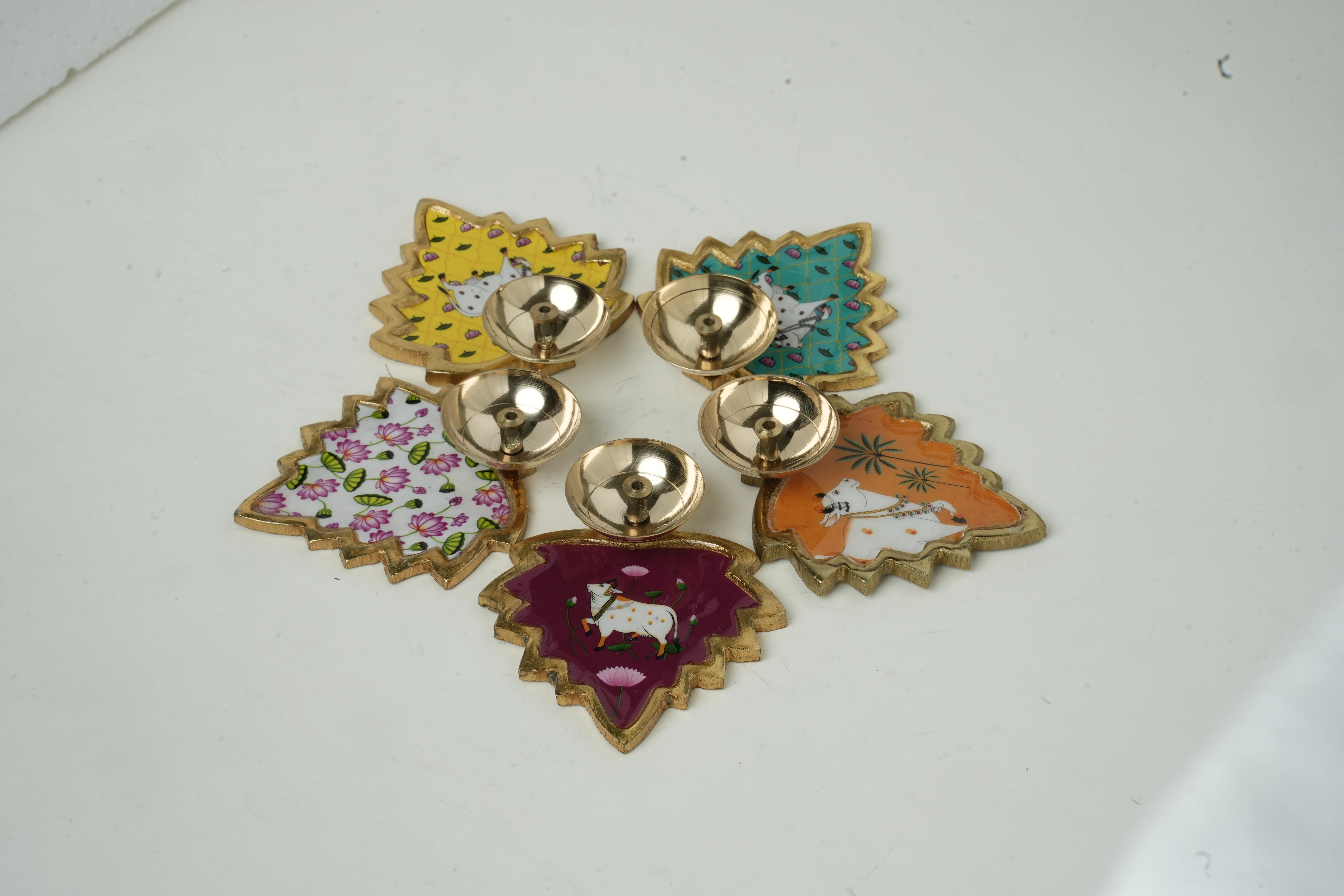 Handcrafted Leaf Design Set Of 5 Decorative Diya