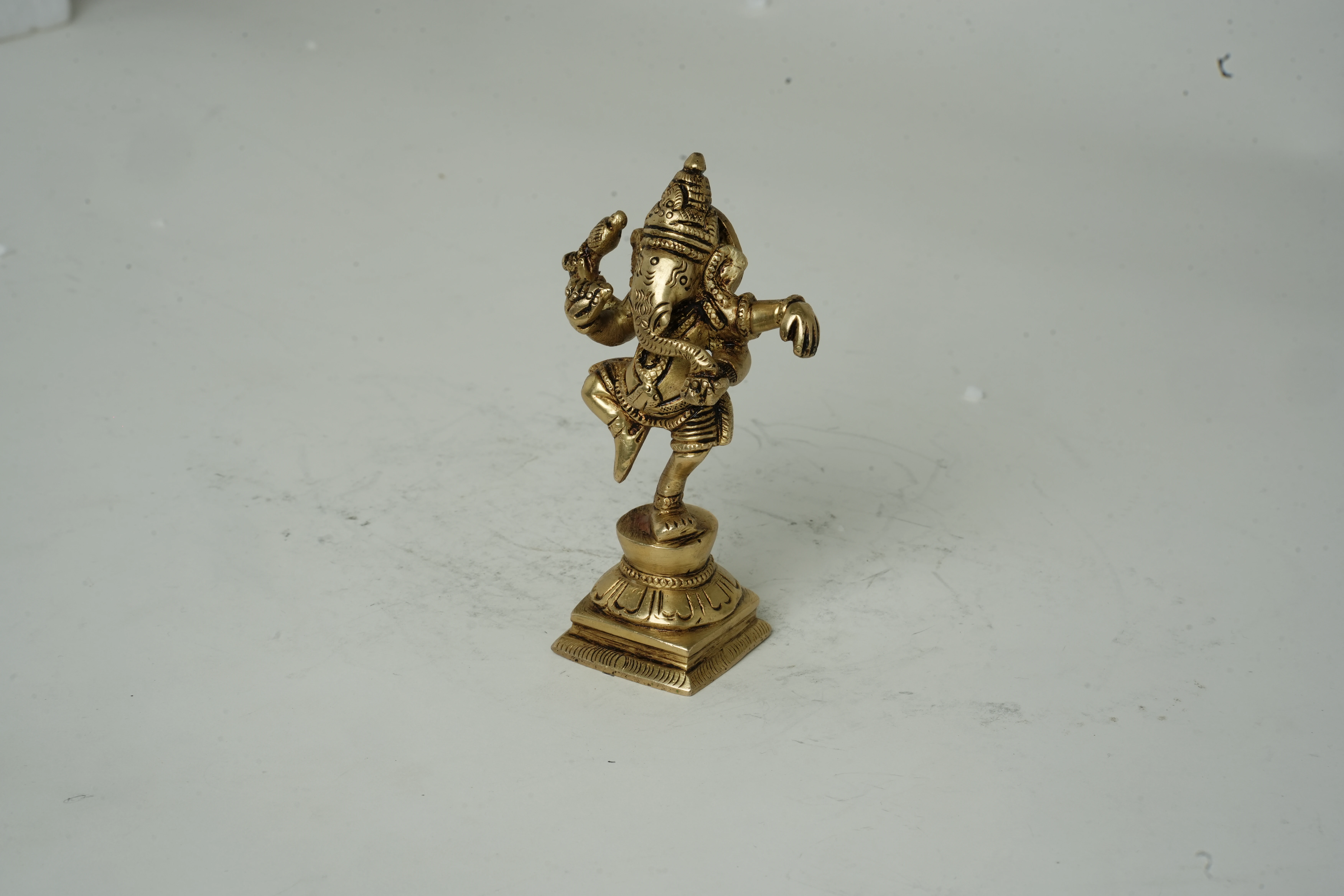 Dancing Lord Ganesha Brass Idol - View 4
